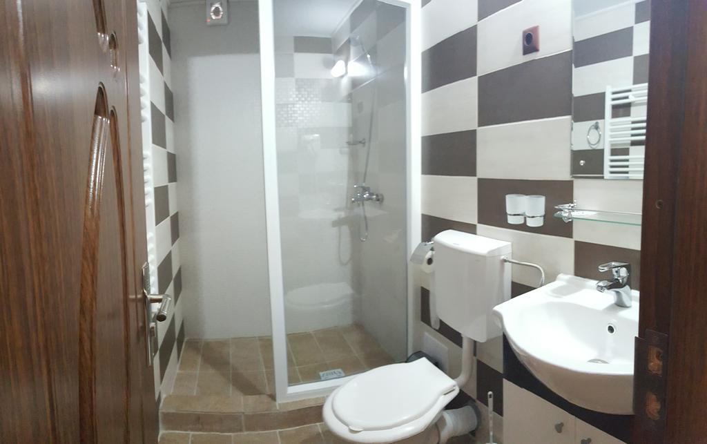 Hotel Casa Alex Târgu Jiu Pokój zdjęcie
