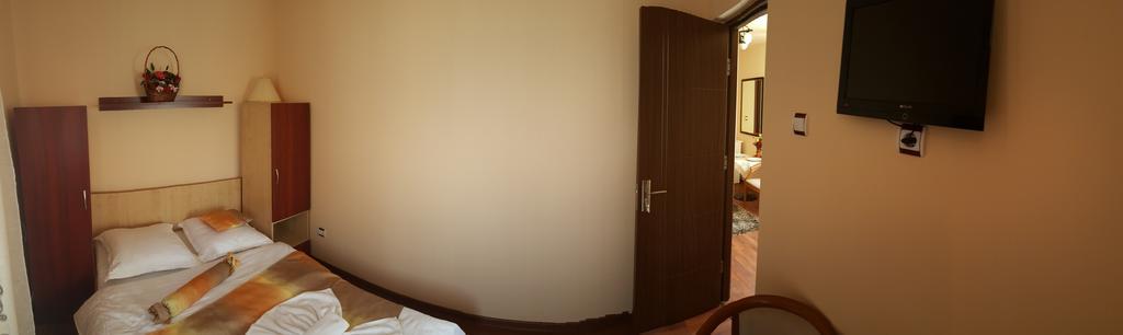 Hotel Casa Alex Târgu Jiu Pokój zdjęcie