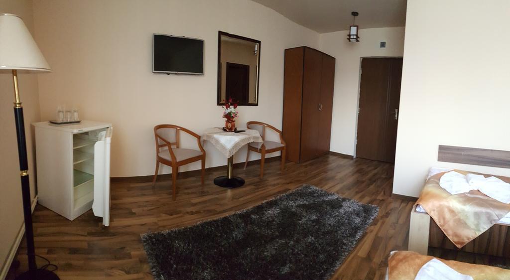 Hotel Casa Alex Târgu Jiu Pokój zdjęcie