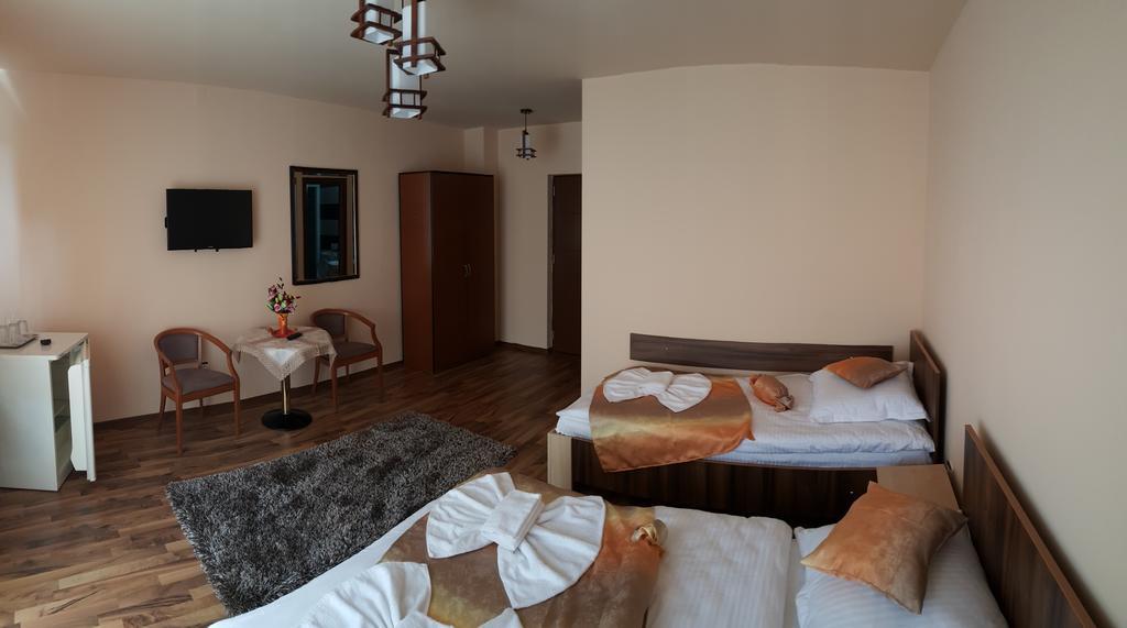 Hotel Casa Alex Târgu Jiu Pokój zdjęcie