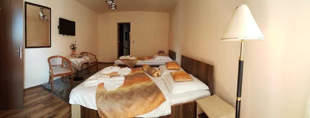 Hotel Casa Alex Târgu Jiu Pokój zdjęcie